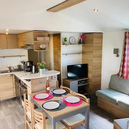 Camping Mobil Irm Excellence Dans Parc Natura 2000 Des Reves Piscine Ect Sous Fun Pass Lattes