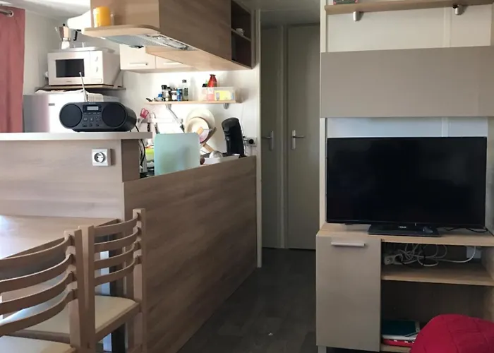 Mobil Irm Excellence Dans Parc Natura 2000 Des Reves Piscine Ect Sous Fun Pass Κάμπινγκ Lattes